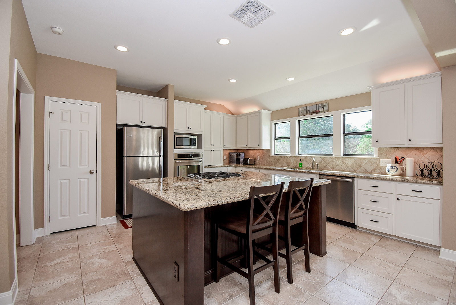 Gourmet Kitchen